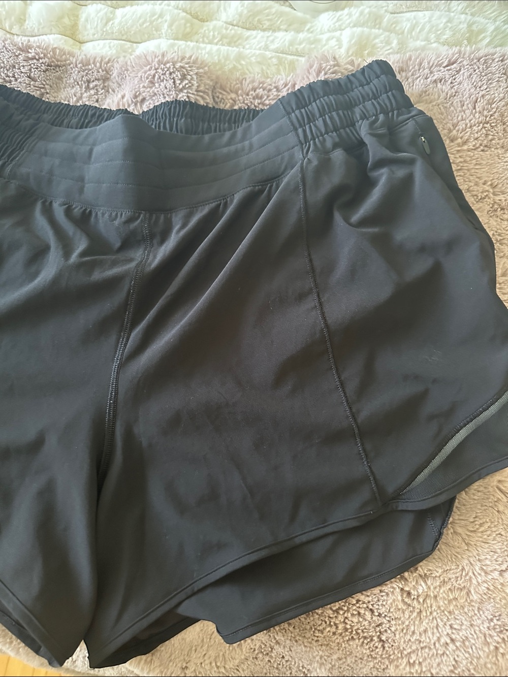 Lululemon Hotty hot shorts